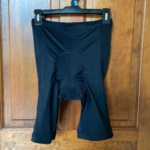 Performance cycling shorts, NWOT, Men’s L